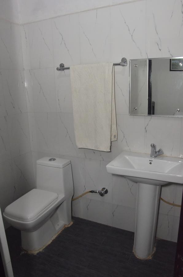 Hotel Royal Classic Bareli Zewnętrze zdjęcie